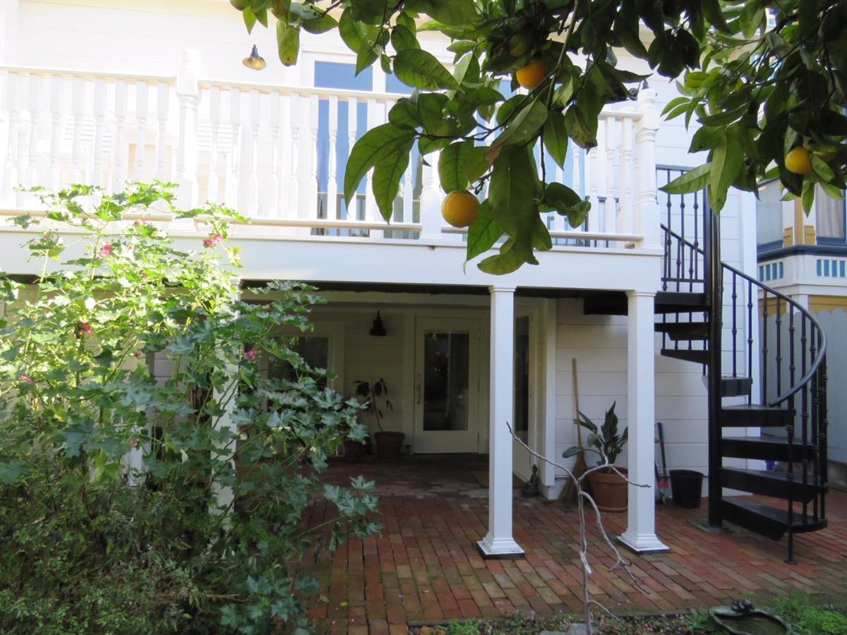 Garden Level Flat In 1885 Queen Anne Victorian Cottage In 앨러미다 외부 사진